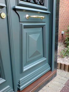 A closer look at the panels and hardware